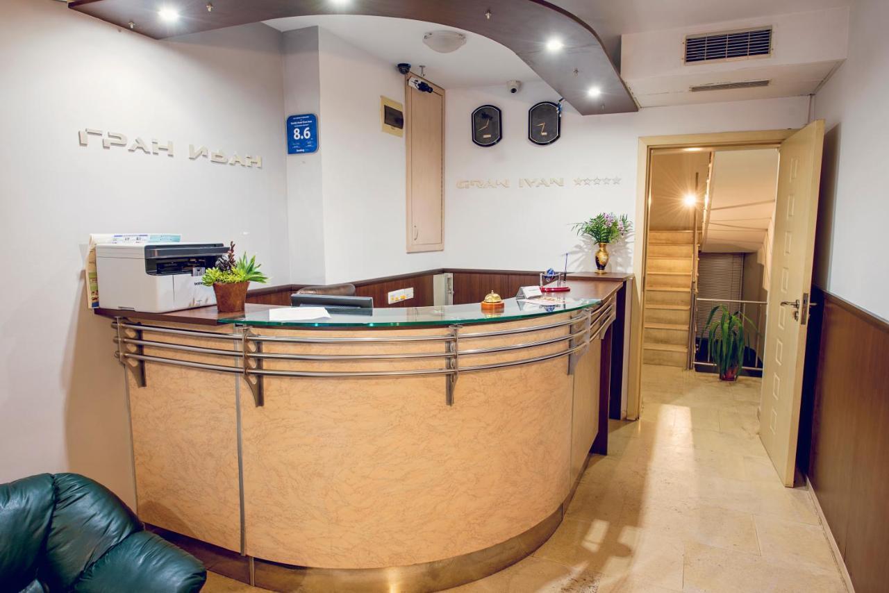 Family Hotel Gran Ivan Varna Exterior foto