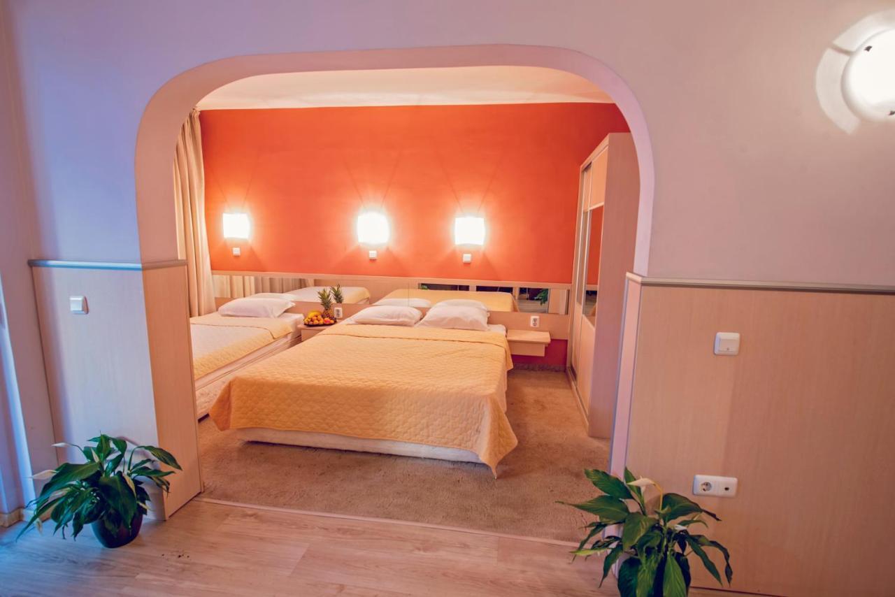 Family Hotel Gran Ivan Varna Exterior foto