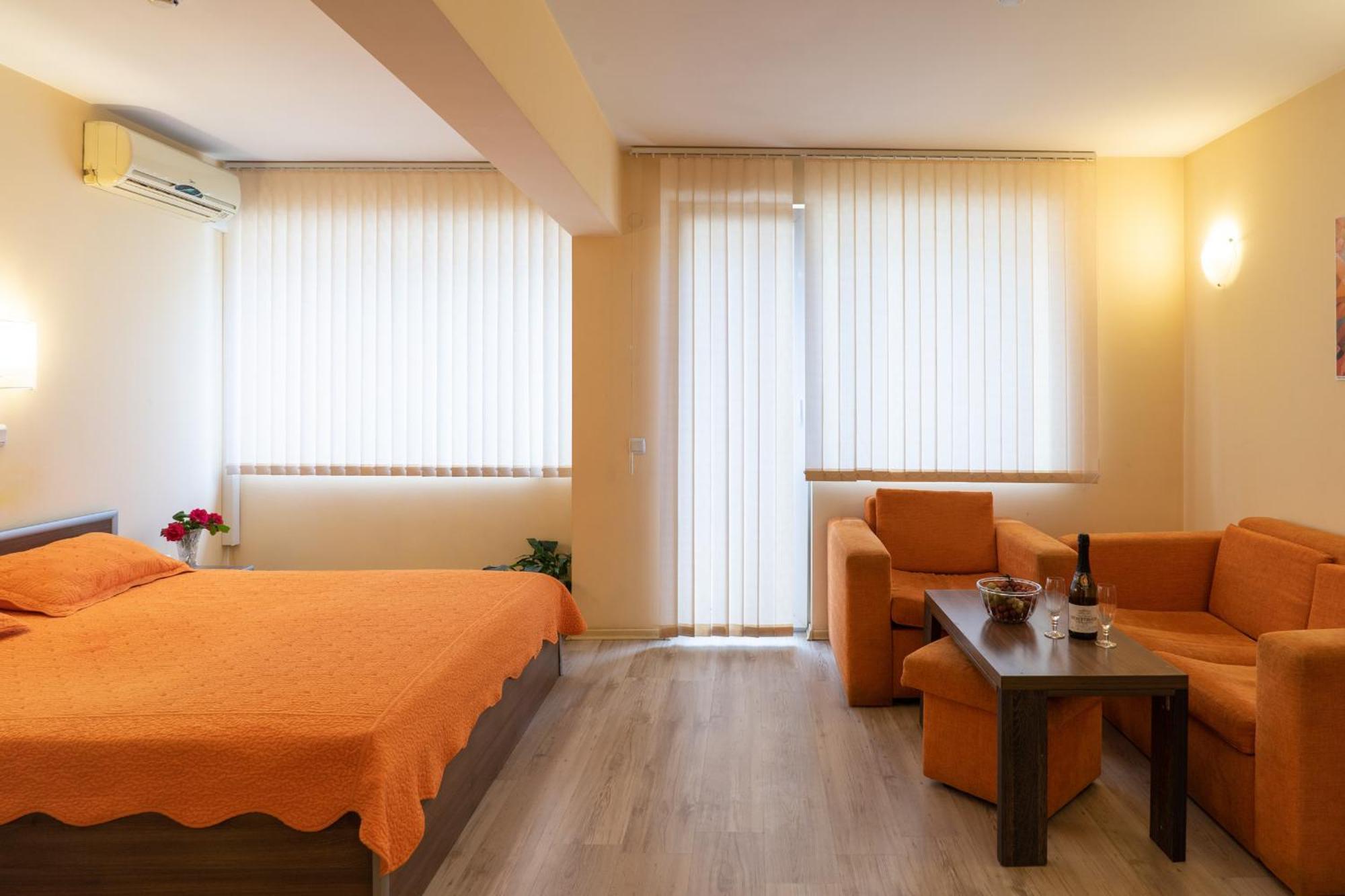 Family Hotel Gran Ivan Varna Exterior foto