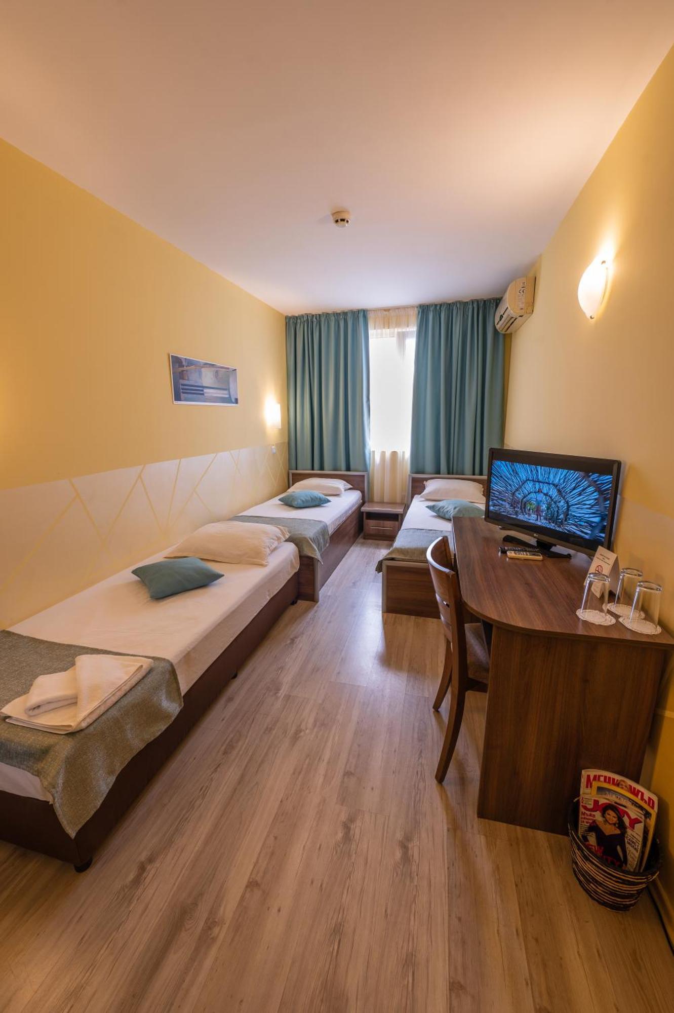 Family Hotel Gran Ivan Varna Exterior foto
